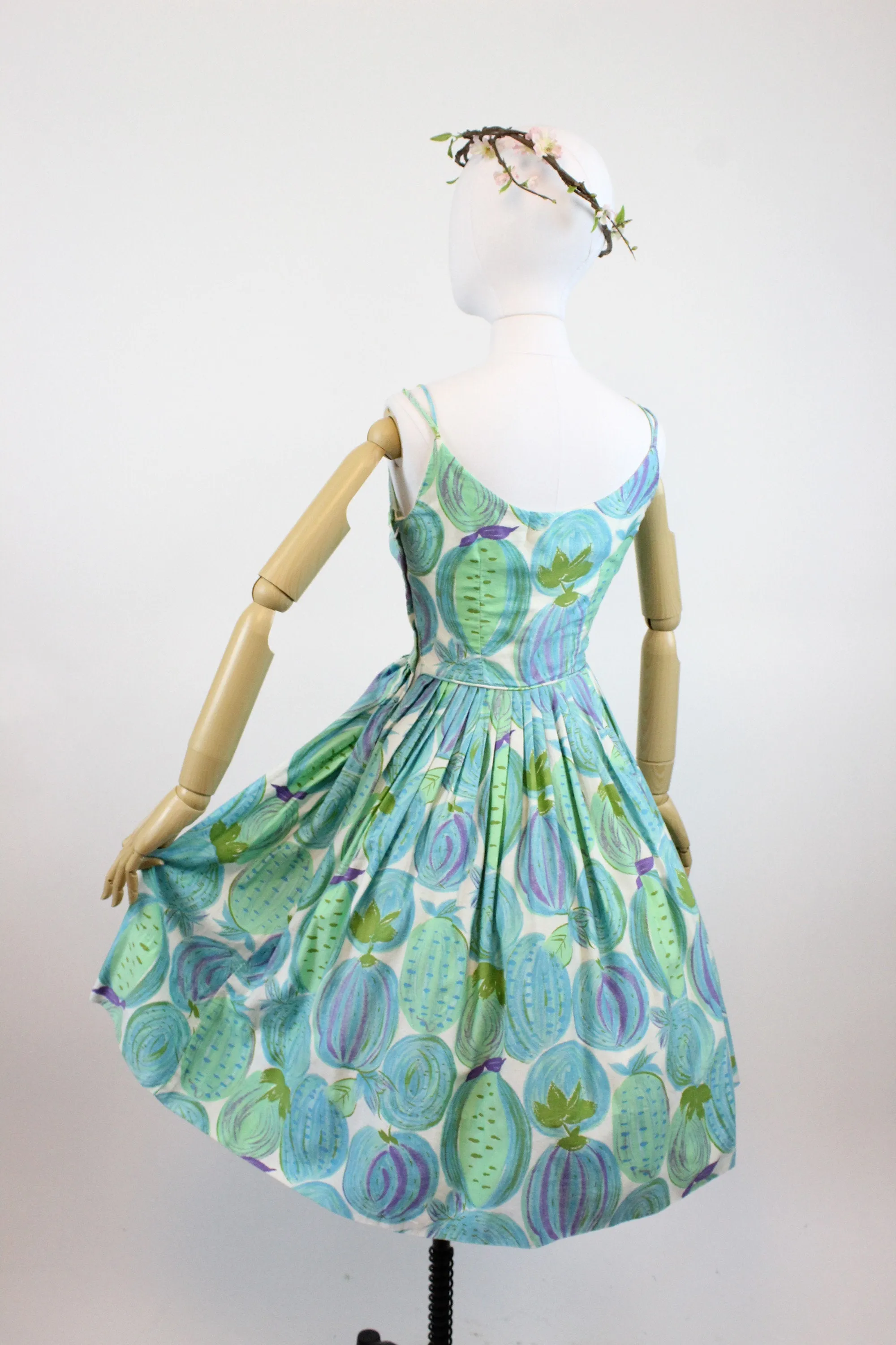 1950s FRUITS AND VEGES cotton novelty print dress xs | new spring summer