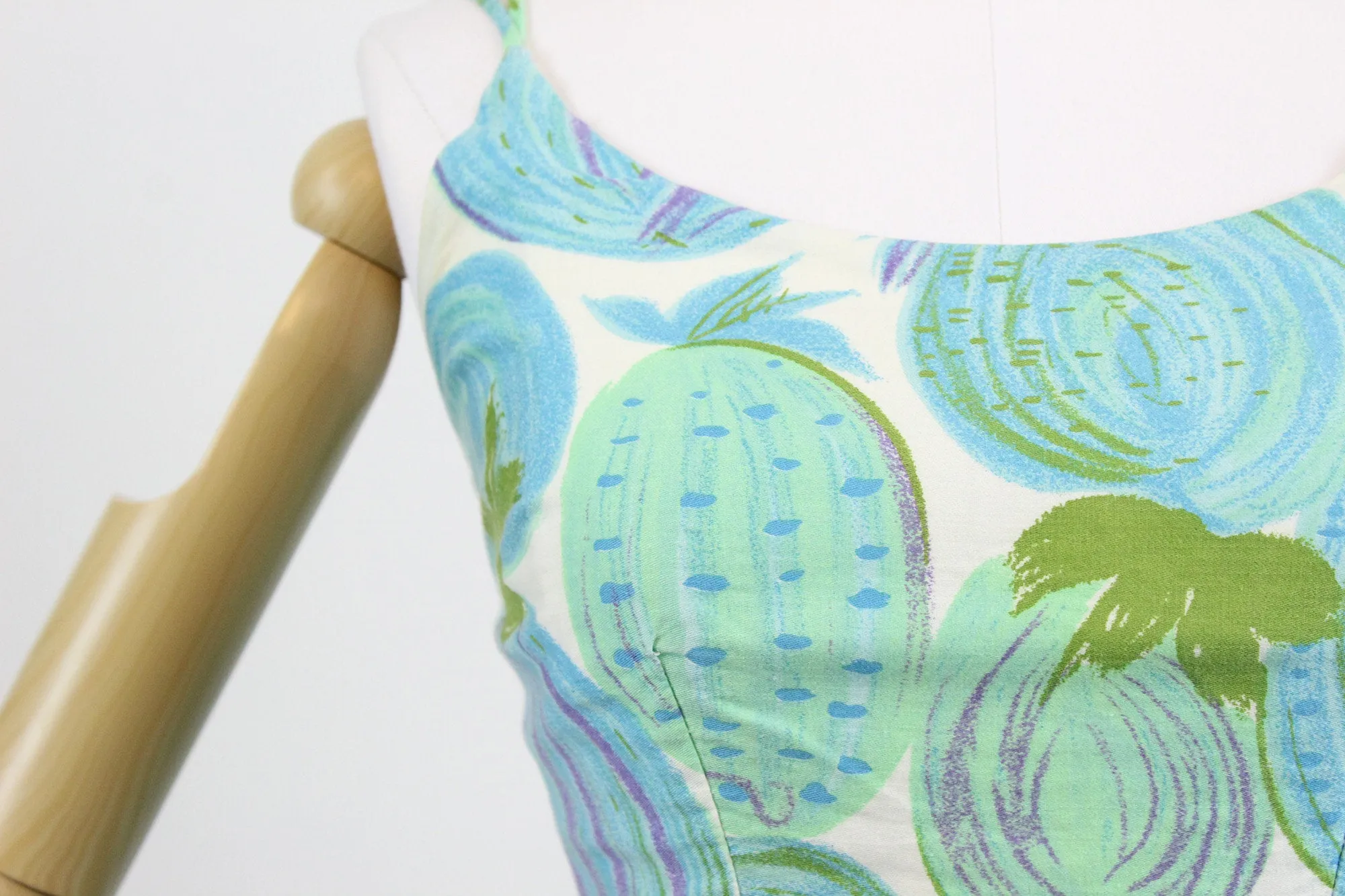 1950s FRUITS AND VEGES cotton novelty print dress xs | new spring summer