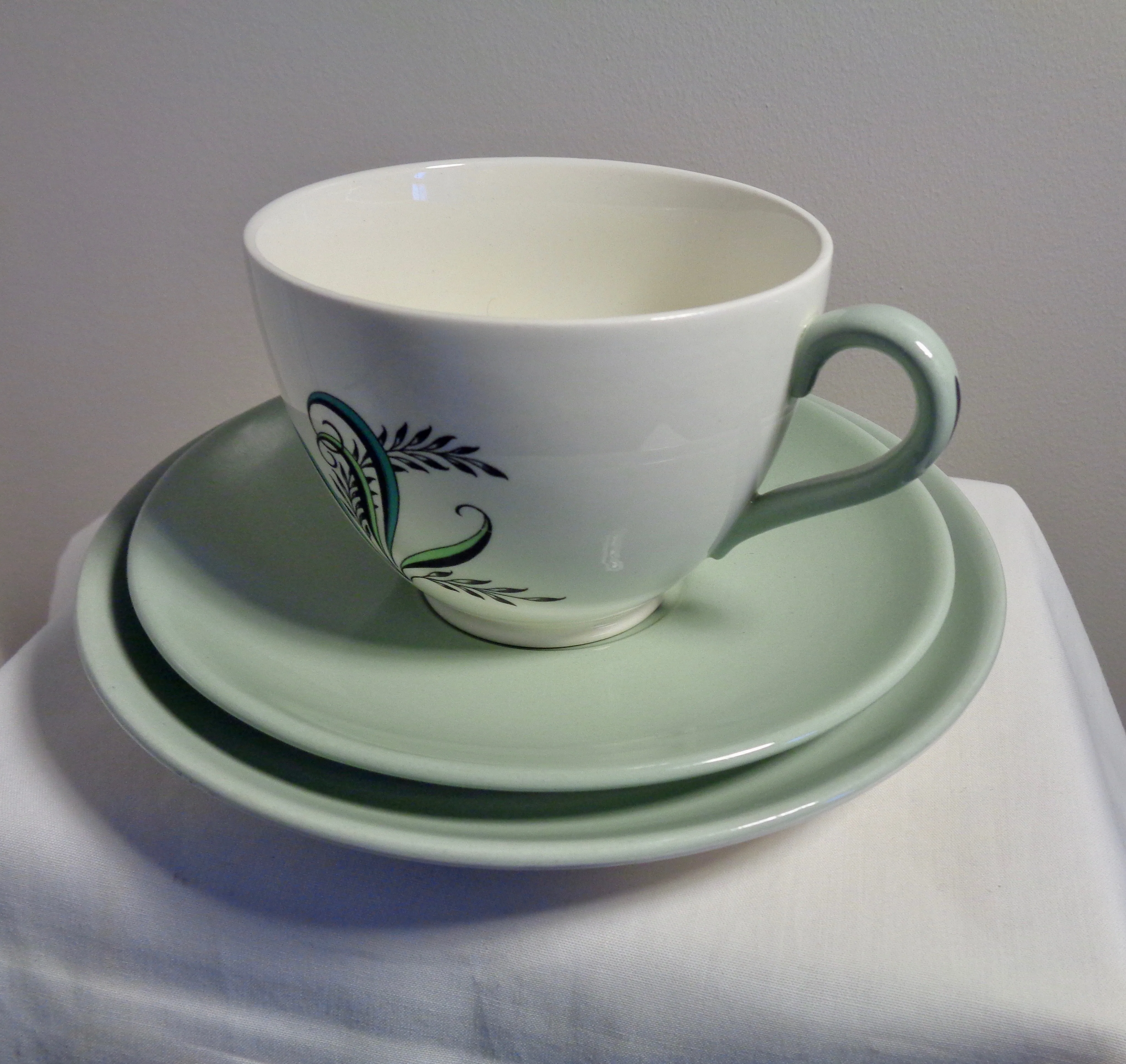 1960s Copeland Spode Olympus Seventeen Piece Tea Set