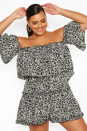 Boohoo leopard print jumpsuit with cut shoulders, black