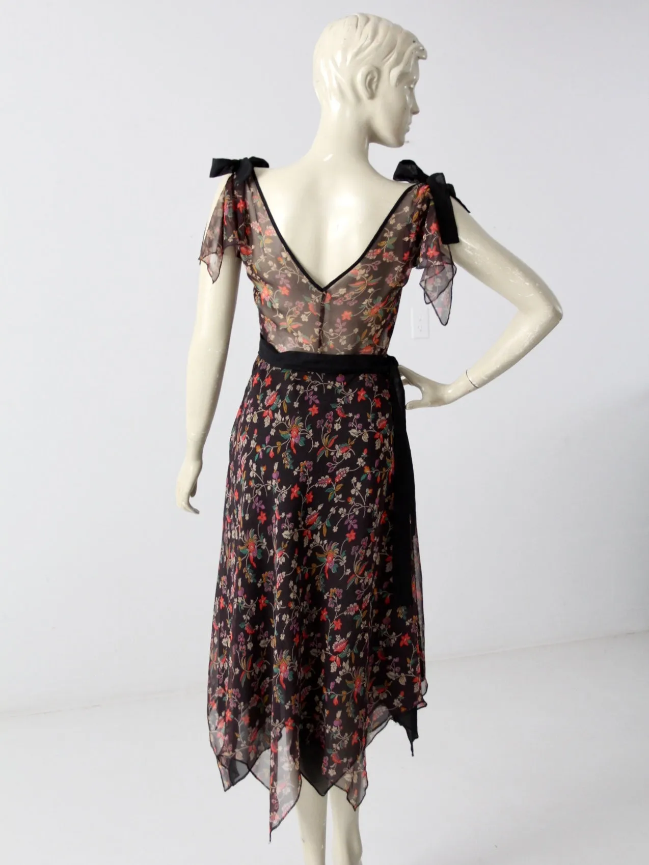 vintage 70s handkerchief hem dress